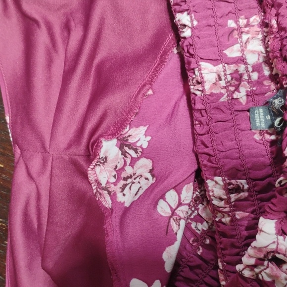 Lily Rose White and Burgundy Ruffled Sundress - Picture 14 of 15